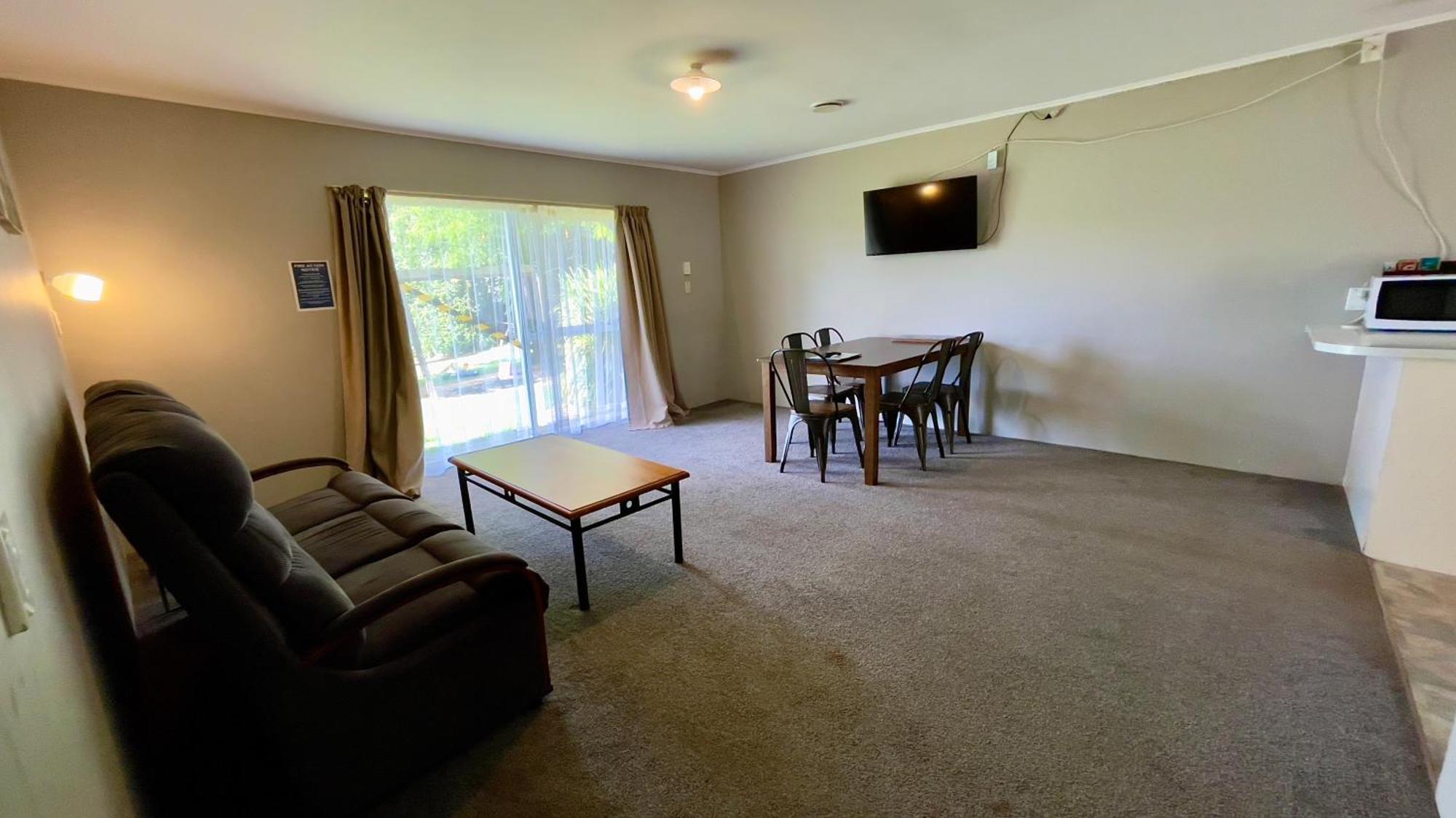 Waiuku Motel ภายนอก รูปภาพ