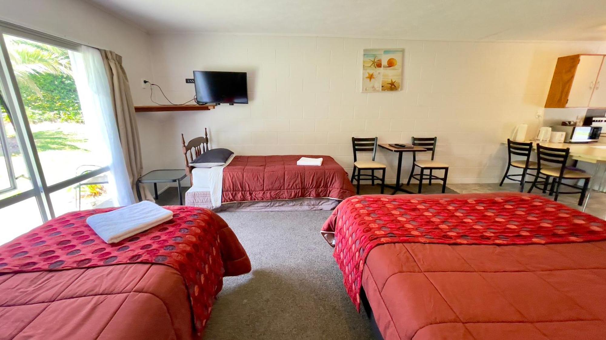 Waiuku Motel ภายนอก รูปภาพ