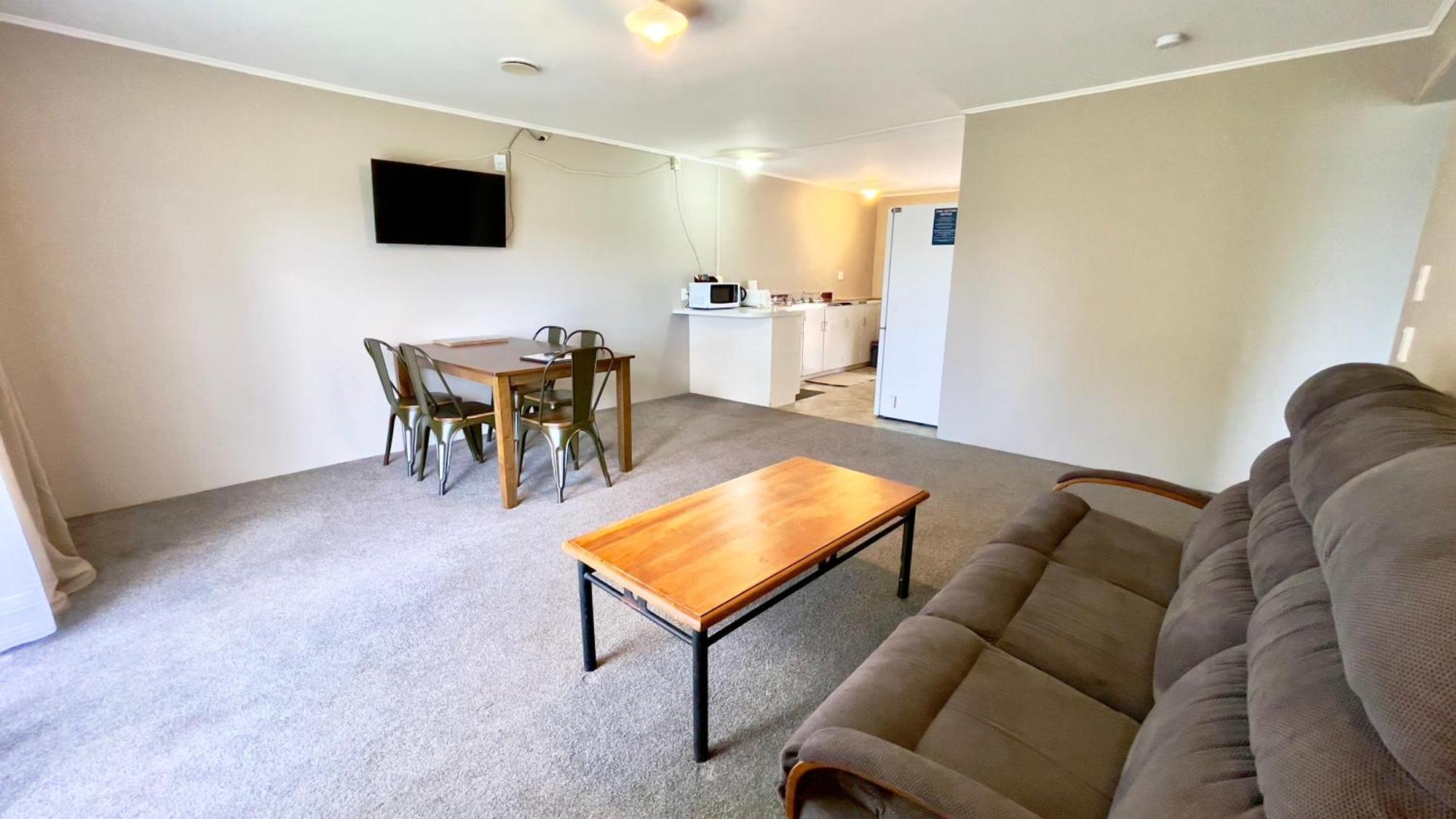 Waiuku Motel ภายนอก รูปภาพ