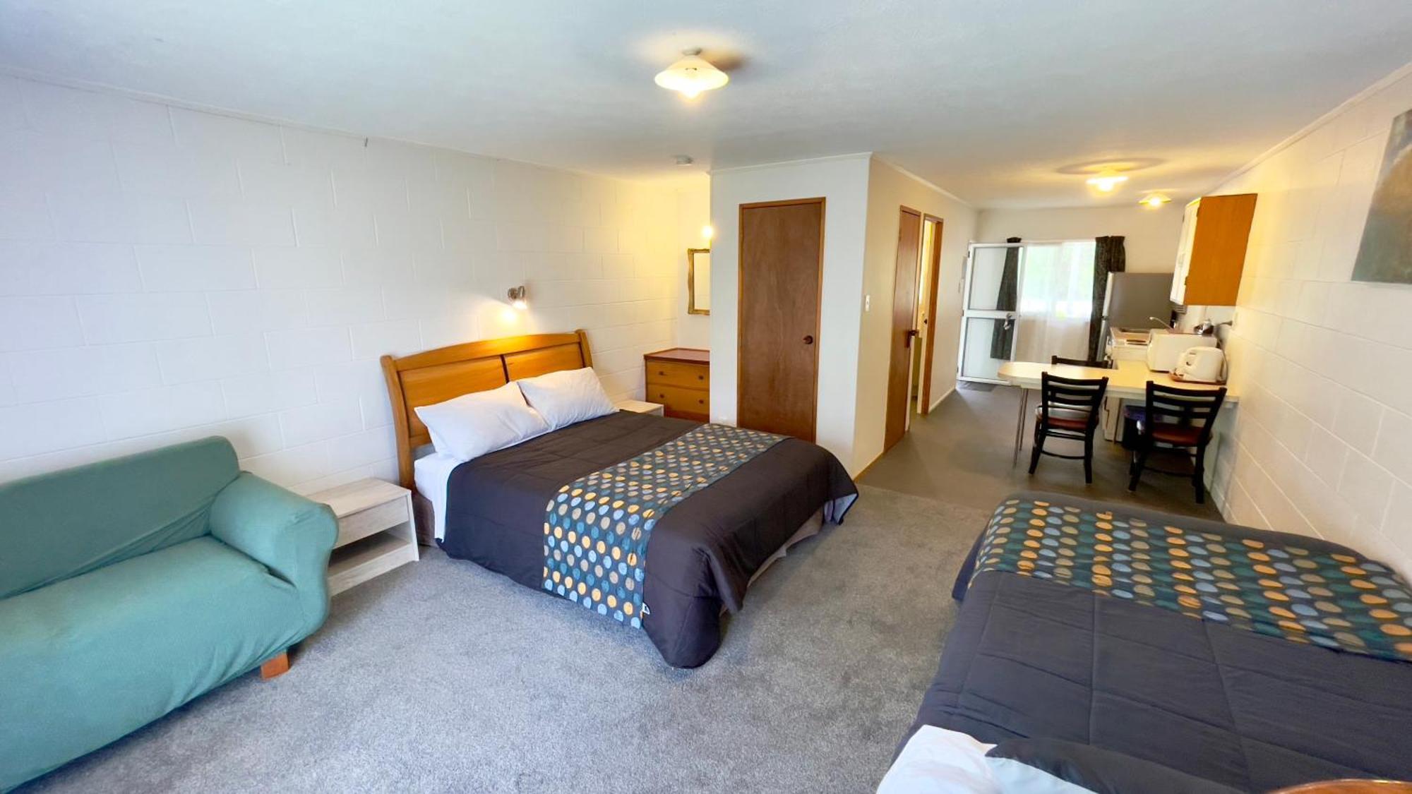 Waiuku Motel ภายนอก รูปภาพ