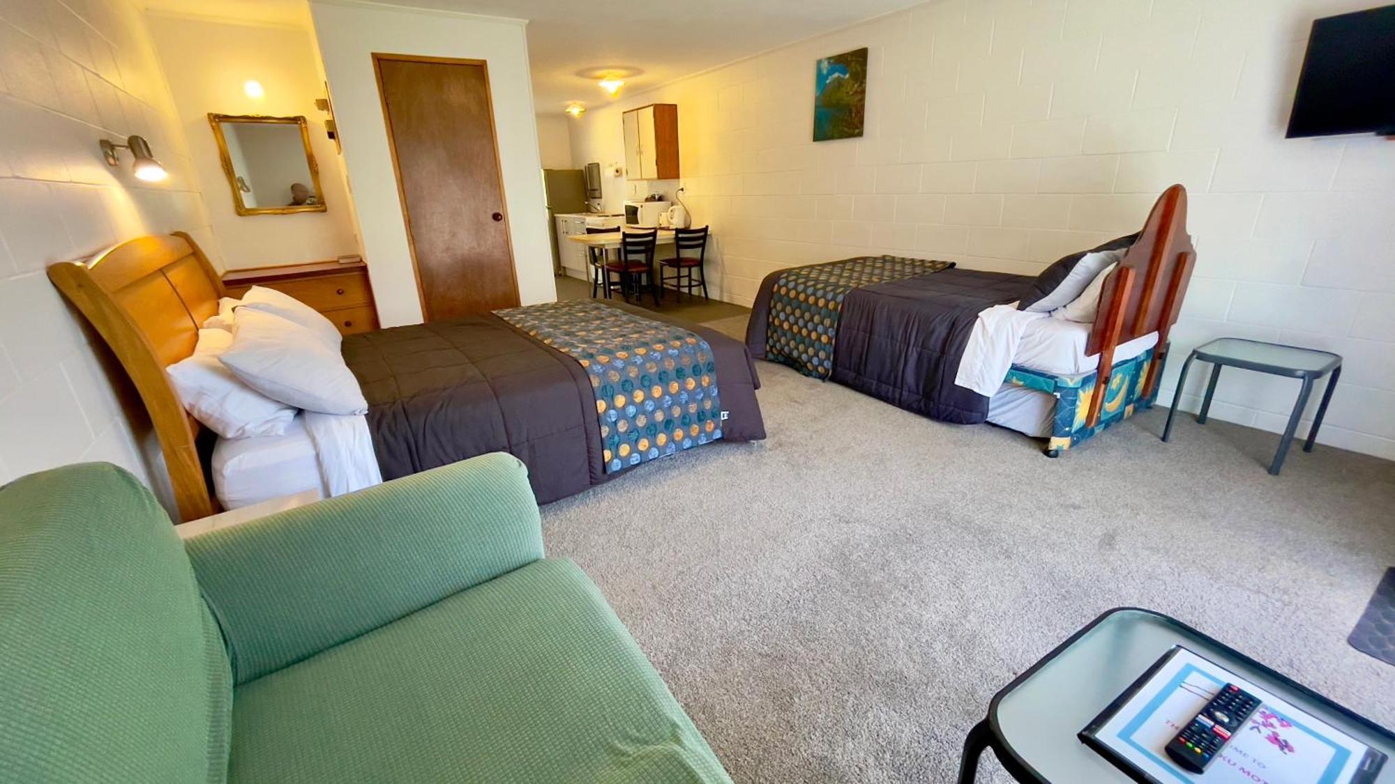 Waiuku Motel ภายนอก รูปภาพ