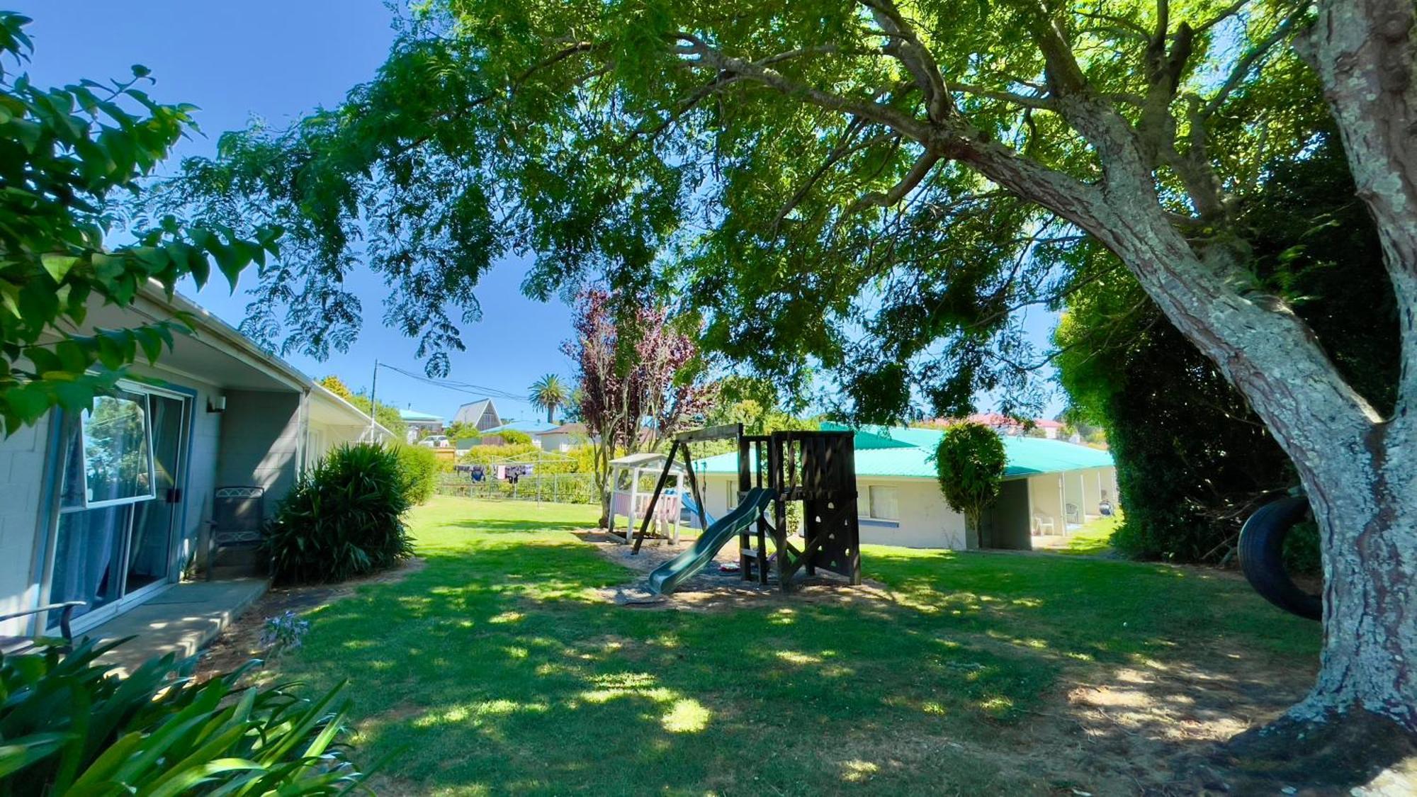 Waiuku Motel ภายนอก รูปภาพ